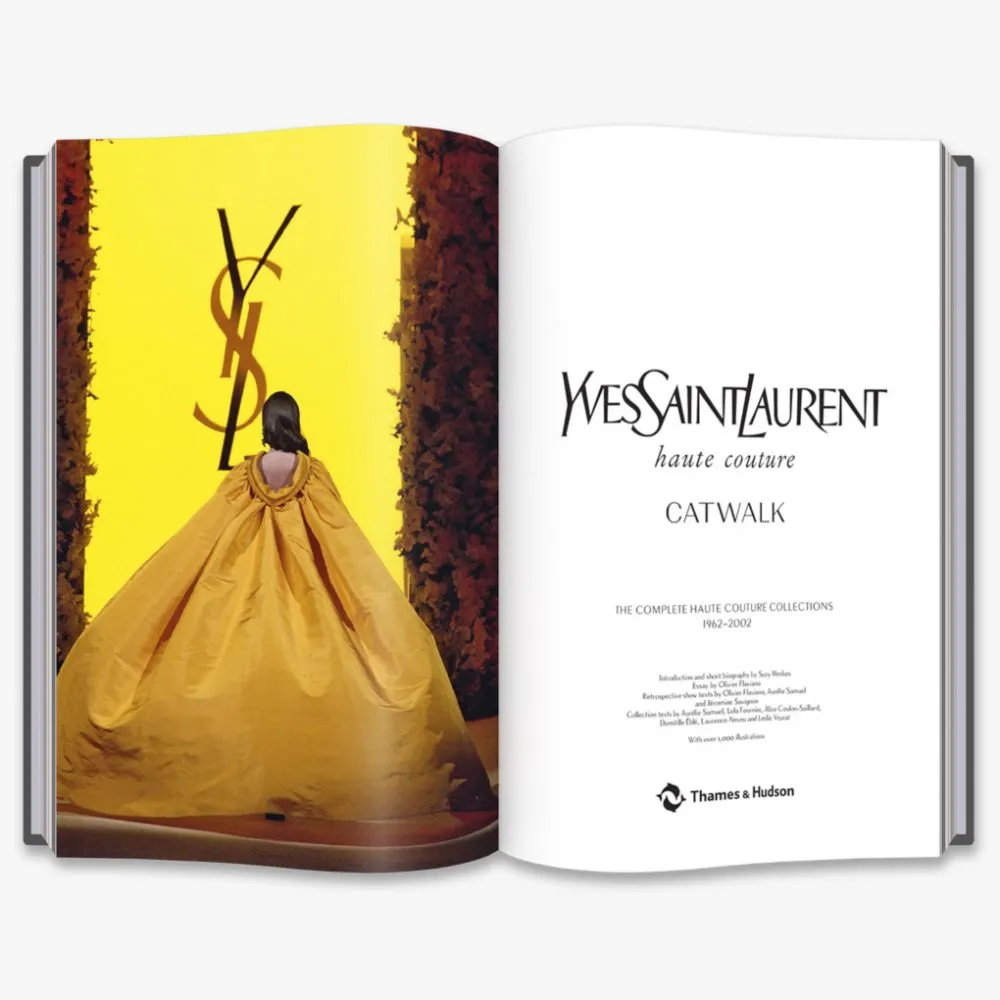 Yves Saint Laurent Catwalk By Suzy Menkes, Olivier Flaviano - Mamic 1970
