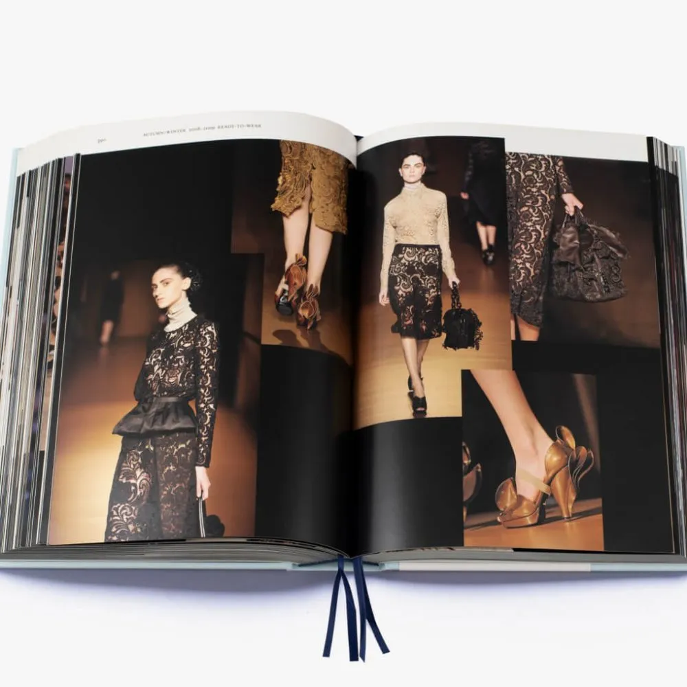 Prada Catwalk Susannah Frankel Thames and Hudson - Mamic 1970