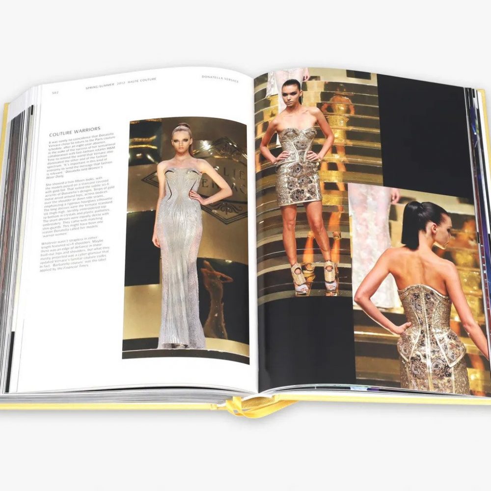 Versace Catwalk inside the book - Mamic 1970